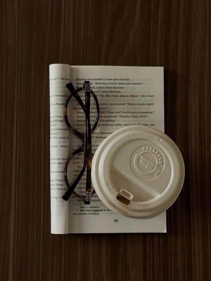 Social Media Marketing for Authors: Build Your Audience and Reach More Readers